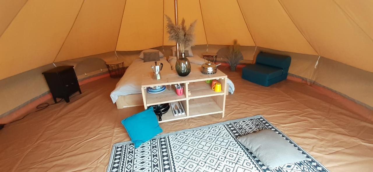Tente Bell Au Camping Hautoreille Bannes  Exterior foto